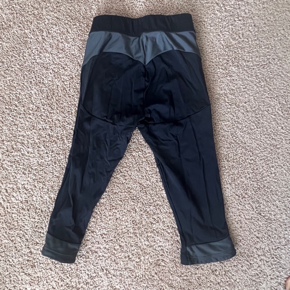 Gymshark turbo compression leggings black size small - Picture 4 of 10